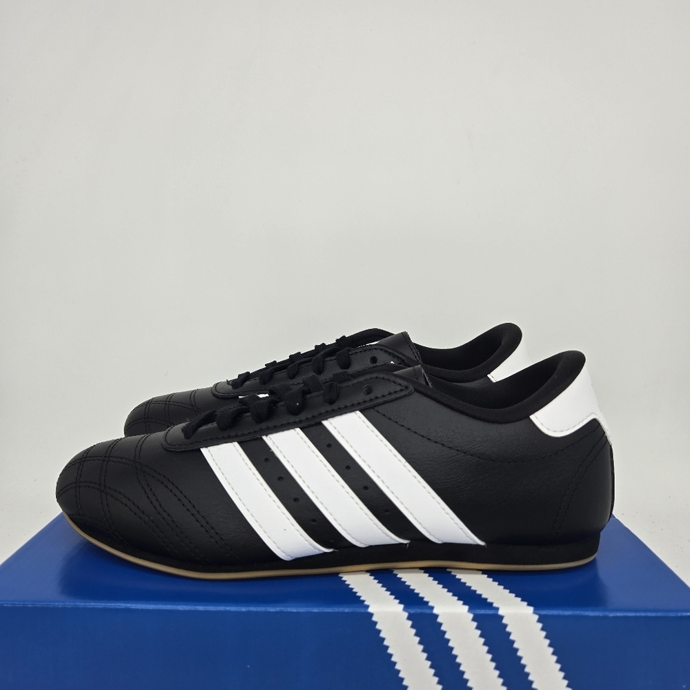 Adidas Taekwondo Lace JR6807 'Black White Gum' Shoes Women's Size 6 New